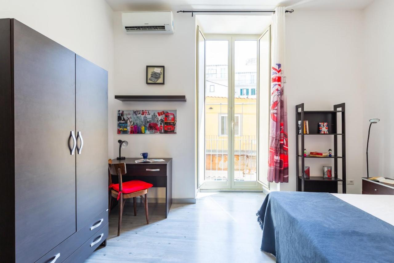 Sansevero Family Apartment By Wonderful Italy Napoli Bagian luar foto