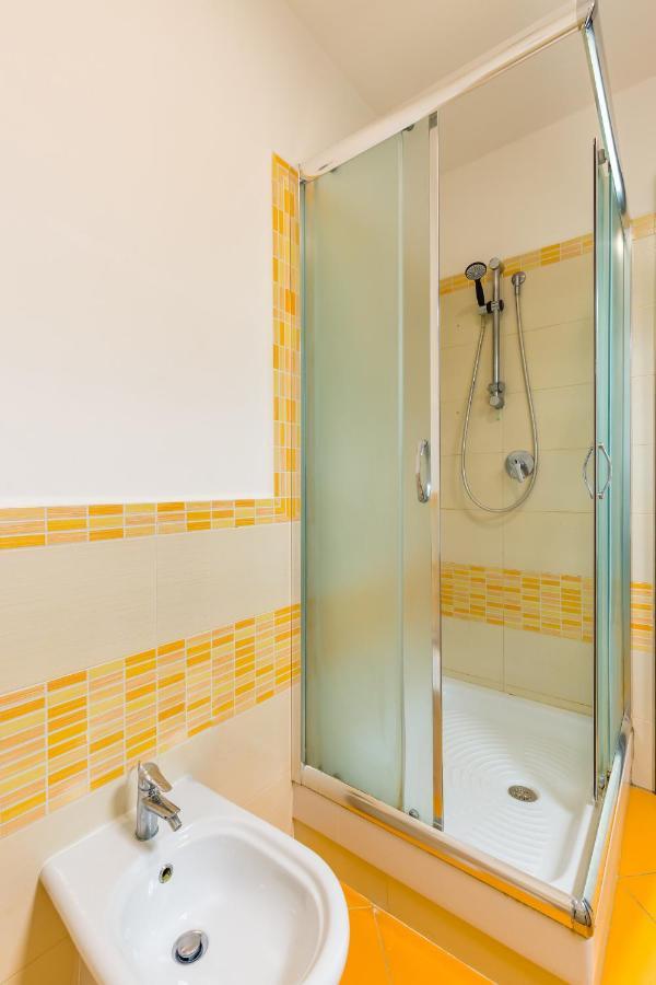 Sansevero Family Apartment By Wonderful Italy Napoli Bagian luar foto