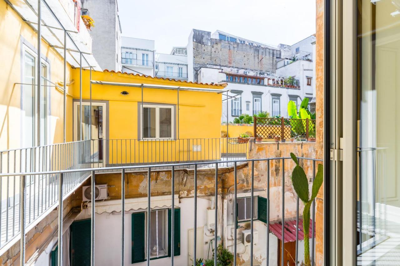 Sansevero Family Apartment By Wonderful Italy Napoli Bagian luar foto