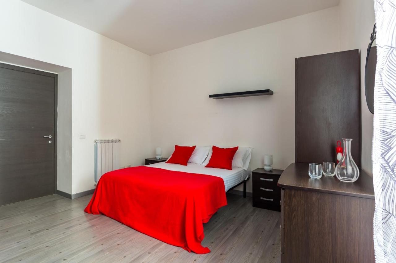 Sansevero Family Apartment By Wonderful Italy Napoli Bagian luar foto