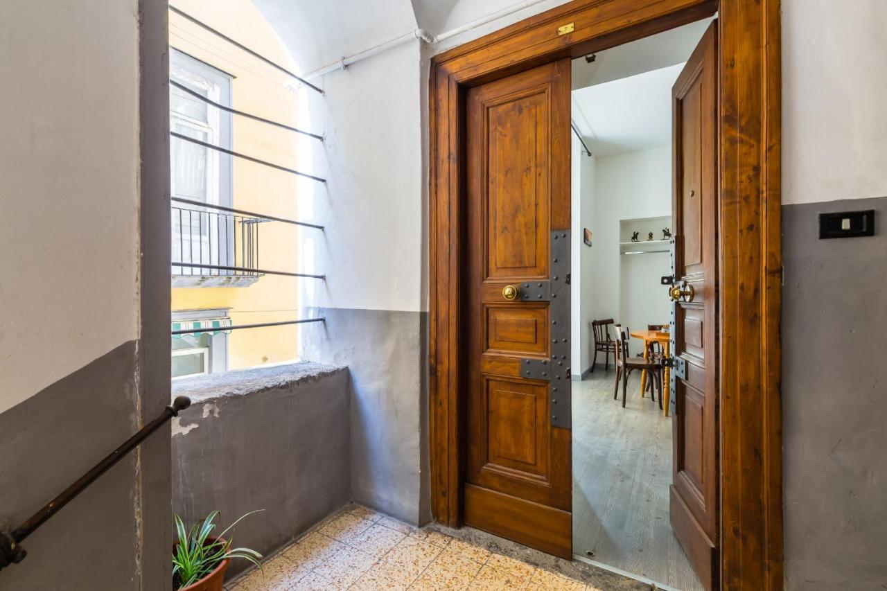 Sansevero Family Apartment By Wonderful Italy Napoli Bagian luar foto